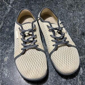 WHITIN Men's Cream and Gray Casual Sneakers